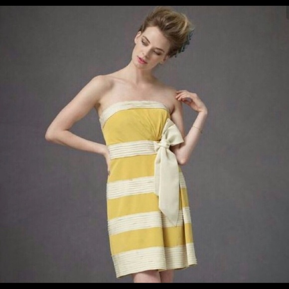 Anthropologie Dresses & Skirts - Anthropologie Strapless Yellow and Cream Bow Dress